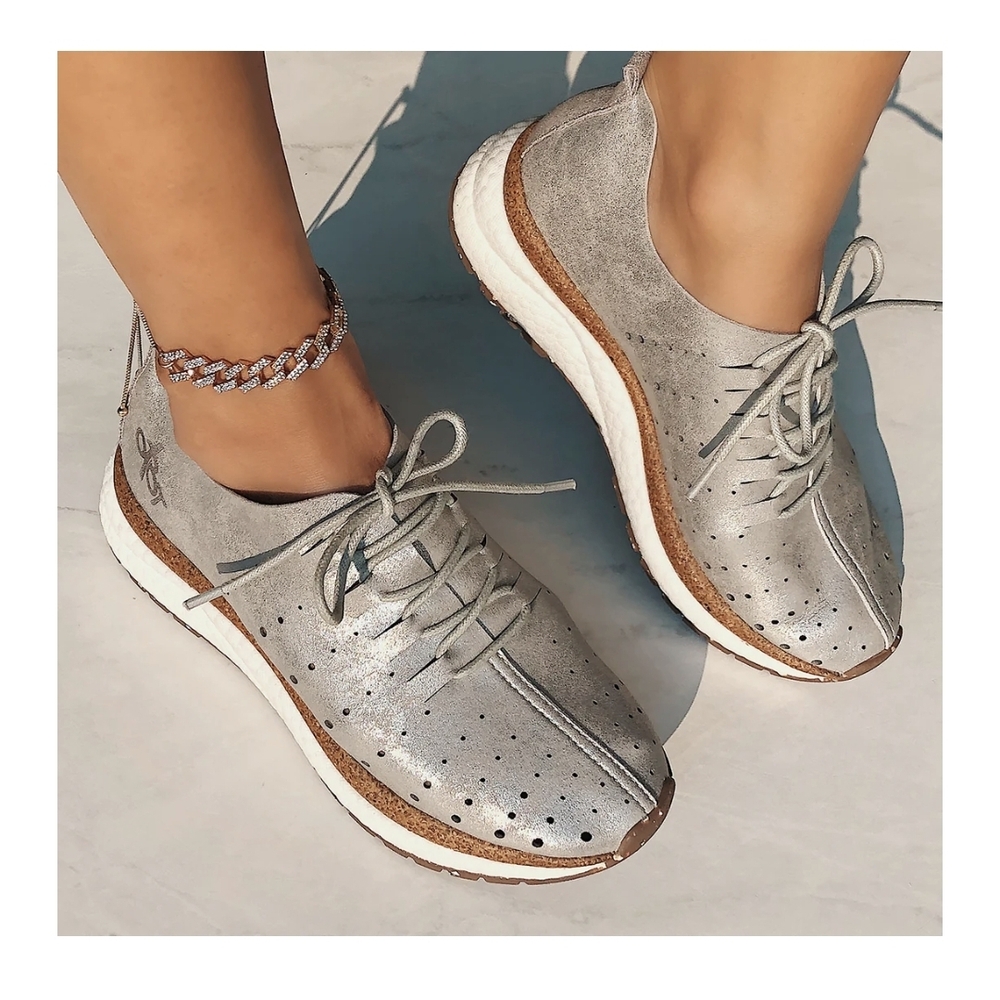 OTBT Alstead Perforated Faux Leather Sneaker - Size 8